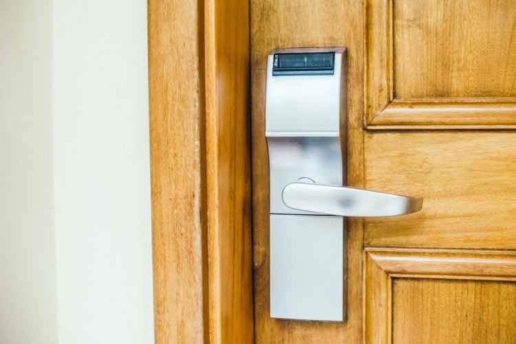 Training Your Staff on the Effective Use of Hotel Lock Systems for Maximum Security