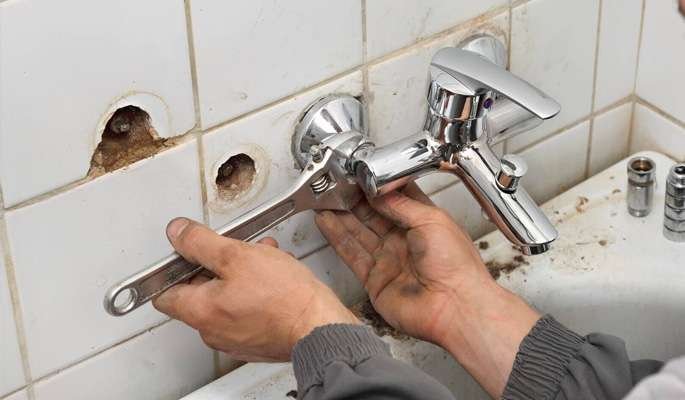 The Essential Guide to Hiring the Perfect Plumber: Tips and Tricks