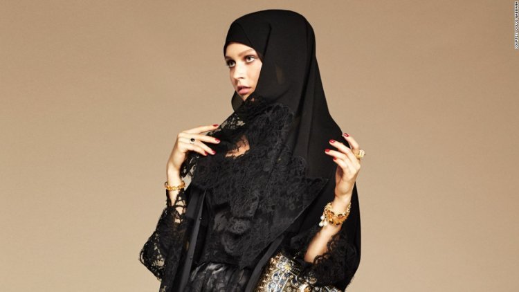 Exploring the Elegance: Modern Abayas Online at Onyx Abaya