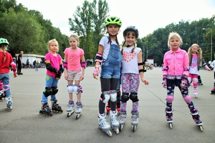 What is Roller Skating?