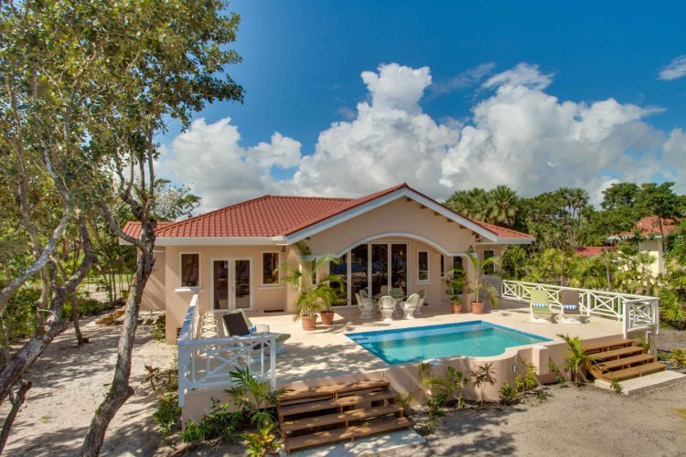 Your Guide to Buying Property in Belize