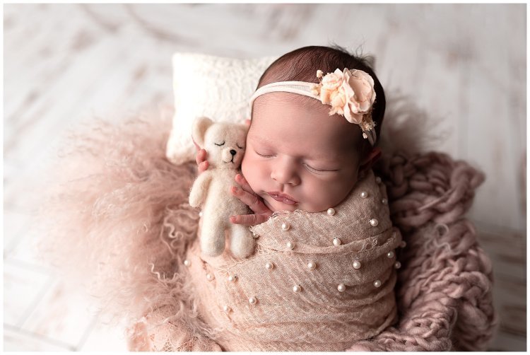 Capturing Life’s Precious Moments: Maternity and Newborn Photography in Austin
