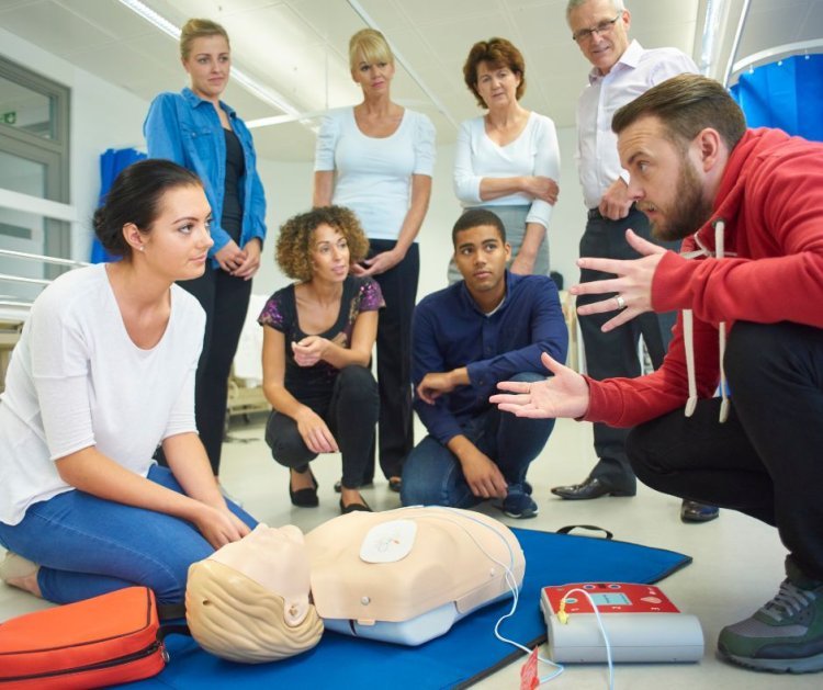 Why Advanced First Aid Matters: Beyond Basics to Enhance Safety and Save Lives