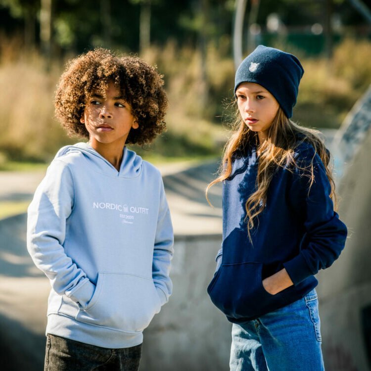 Fear of God essentials hoodie kids : Materials & Quality