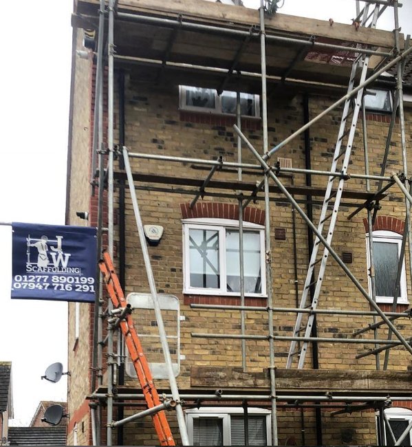 Scaffolders in Brentwood: Your Trusted Partner for Safe and Efficient Roofing and Scaffolding Services