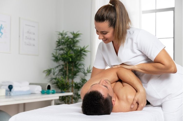 Bask in Intimate Relaxation through Naked Massage in London: A Guide toward Sensual Rejuvenation